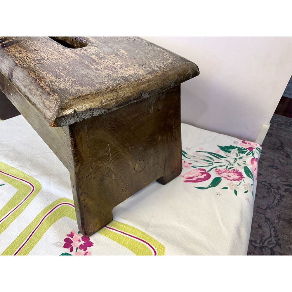 Center hole stool primitive wooden stool hand made antique - Picture 8 of 10